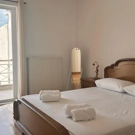 Apartment Blue Pier